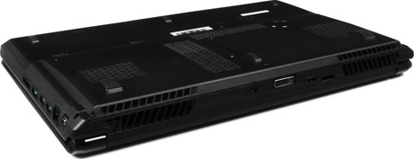 AVADirect Clevo P150EM вид снизу нижняя крышка ноутбука AVADirect Clevo P150EM